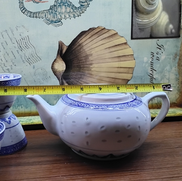 VINTAGE CHINESE RICE PATTERN PORCELAIN TEAPOT & 3 CUPS BLUE & WHITE CHINA - Picture 13 of 16